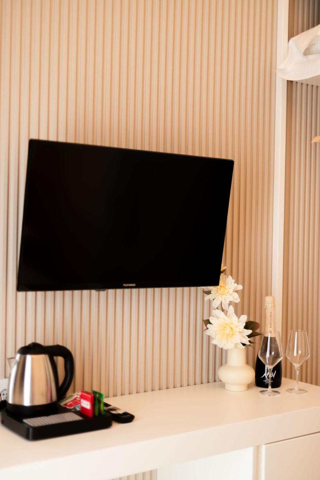 Sun Serenity Suite Тропеа Екстер'єр фото